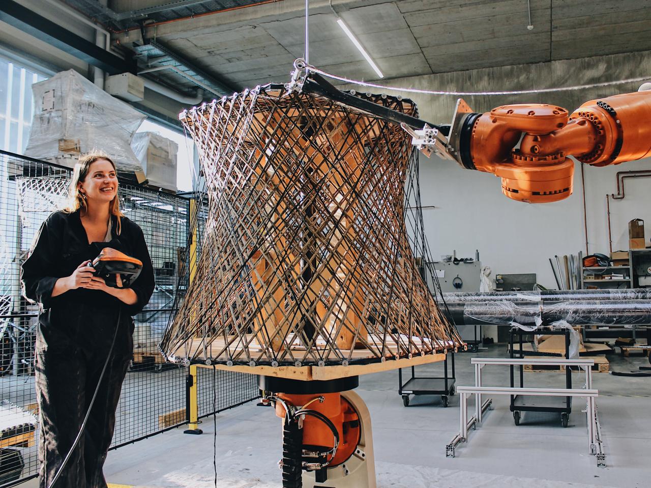 Hannah Arkell Robotic Fabrication, winding natural fibres