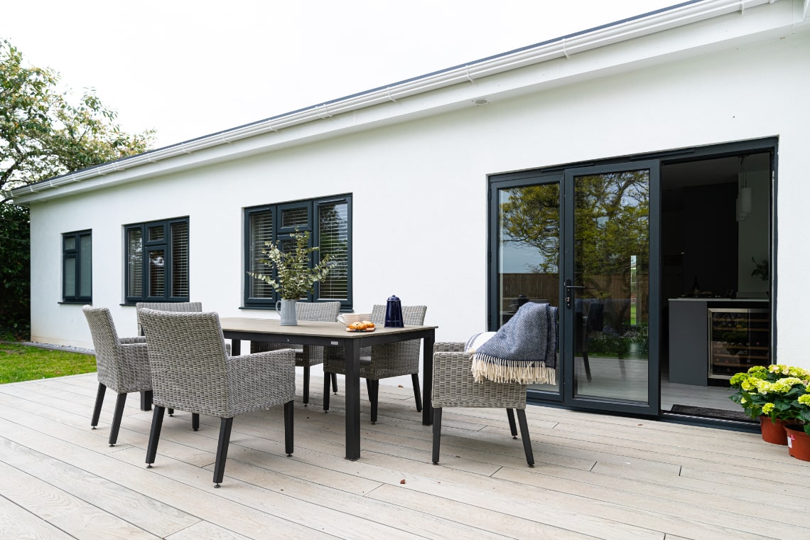 Dining area directly off of the kitchen