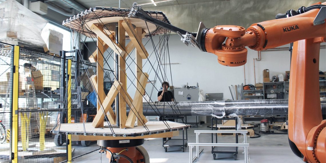 Robotic Fibre Winding with Carbon Fibre